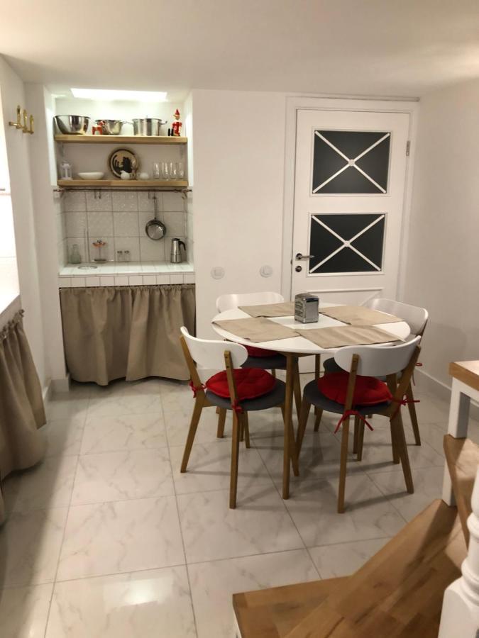 Old Town - Self Check-In Apartment Одеса Екстериор снимка