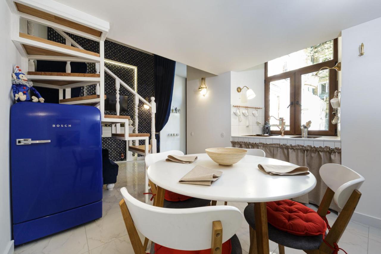 Old Town - Self Check-In Apartment Одеса Екстериор снимка