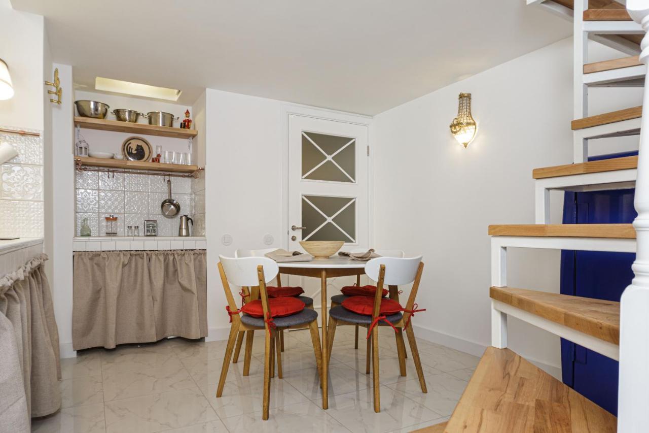 Old Town - Self Check-In Apartment Одеса Екстериор снимка